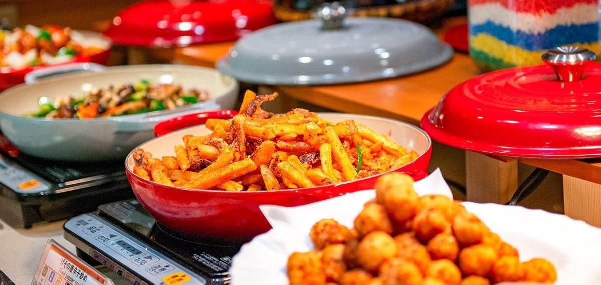 夕食バイキング